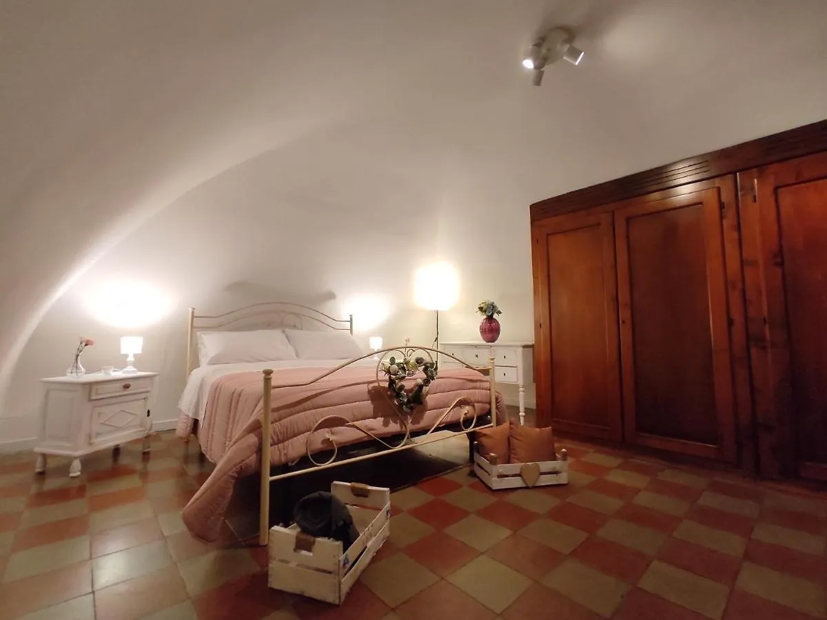 Lunia Home Bari 0*,  Italy